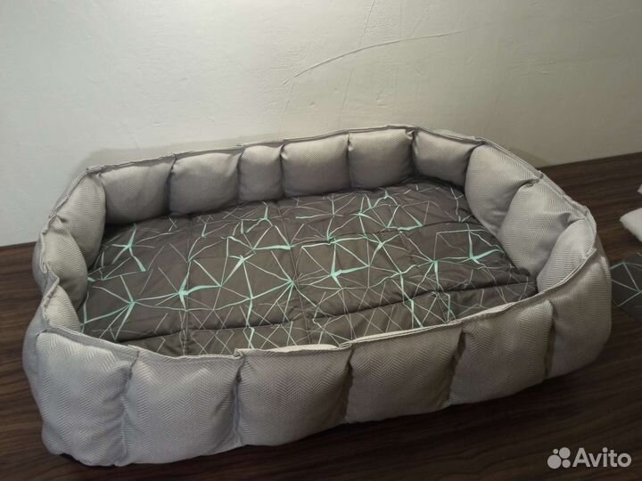 Лежанка для большой собаки