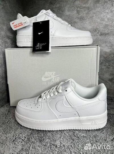 Nike air force 1 white