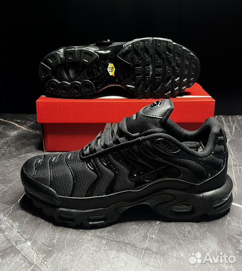 Кроссовки мужские nike air max tn plus