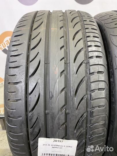 Pirelli P Zero Nero GT 255/35 R19