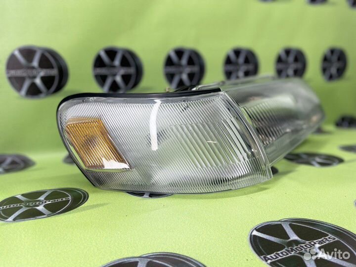 Фары Королла 100 с габаритами