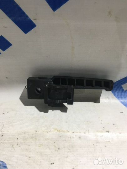 Ручка открывания капота opel astra J 1.6 ат седан