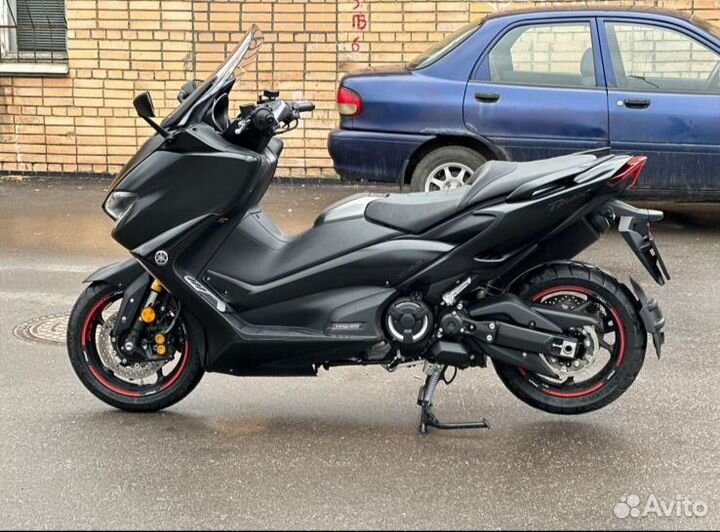 Макси-скутер Yamaha T-MAX 560