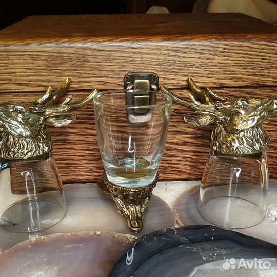 Рюмка перевёртыш олень.бронза