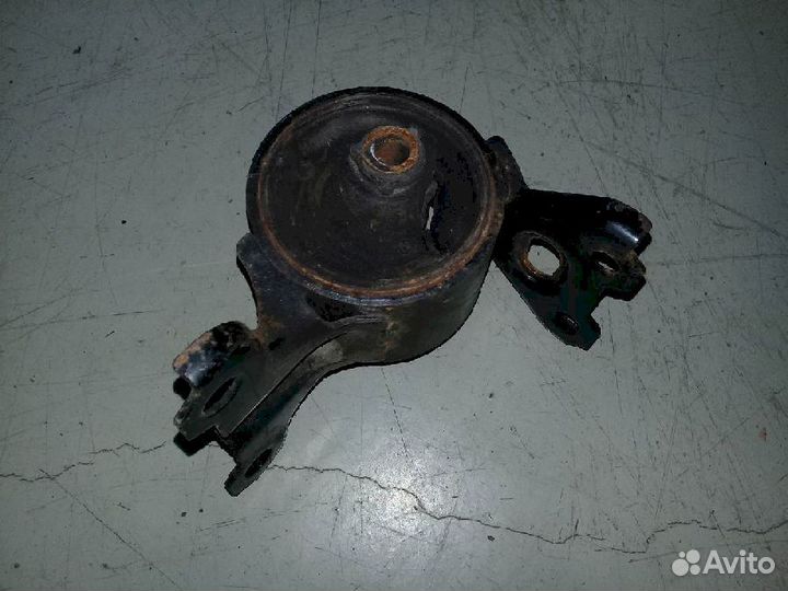 Опора двигателя (подушка двс) левая MN101574 Mitsu