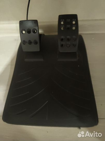 Игровой руль logitech driving force gt 900