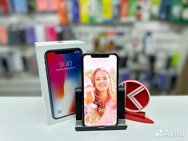 iPhone X, 64 ГБ
