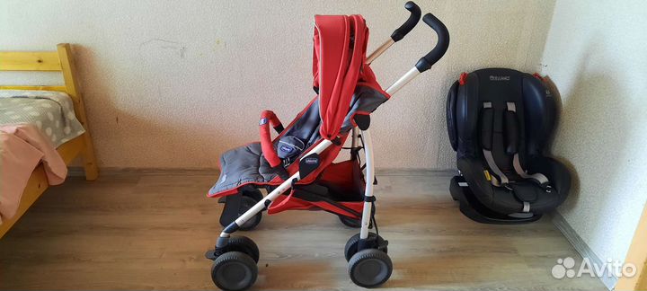 Прогулочная коляска