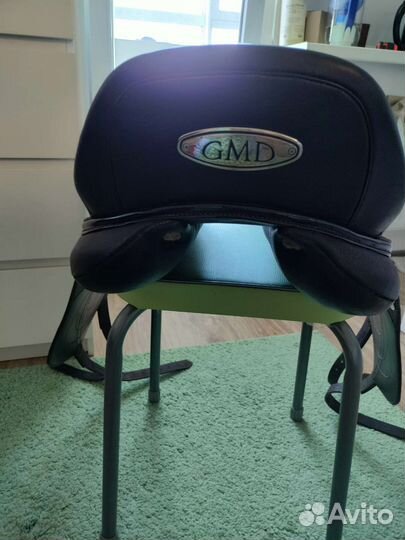 Выездковое седло