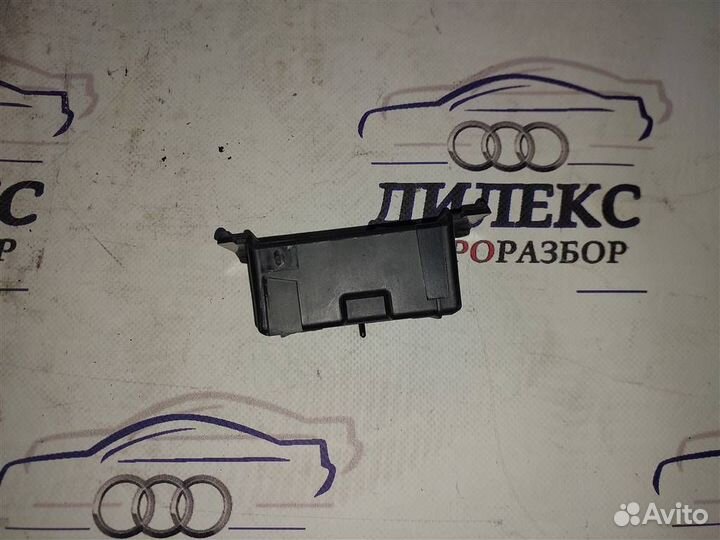 Пепельница задняя Audi A6 (C6 4F) 2004-2011