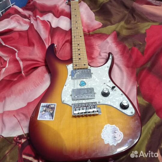 Электрогитара