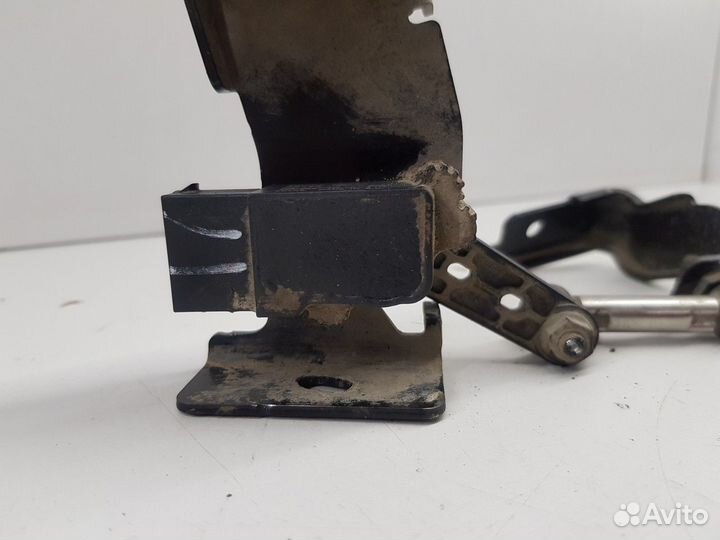 Датчик положения кузова задний правый