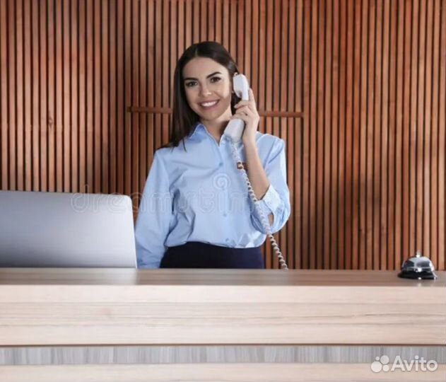 Администратор на ресепшн