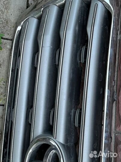 Решетка радиатора toyota land cruiser 200 (07-12)