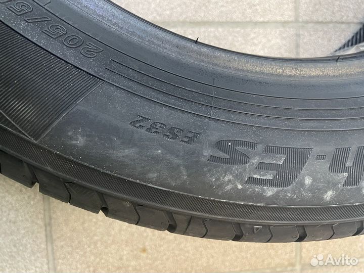 Yokohama Bluearth ES32 205/55 R16 91V