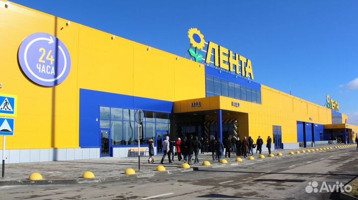 Рaботниk в Гипеpмаpкет