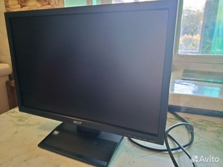 Монитор Acer V193W 19