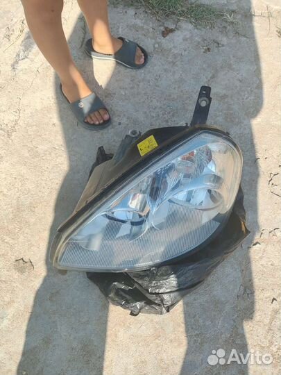 Фара левая priora