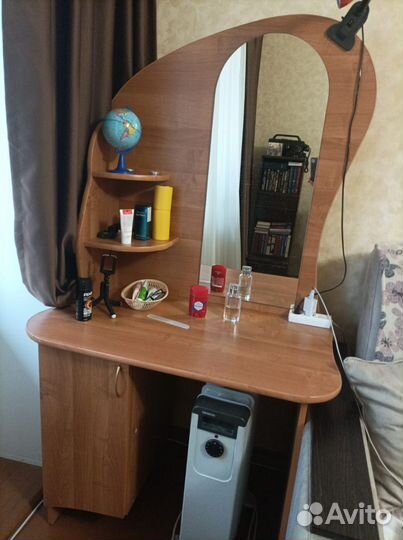 Кровать