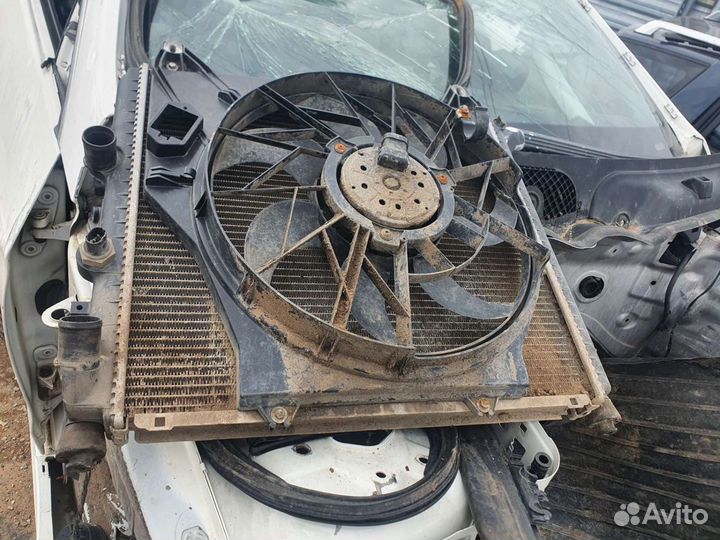 Renault kangoo 1 радиатор О.Ж. 1.9 1.5 дизель