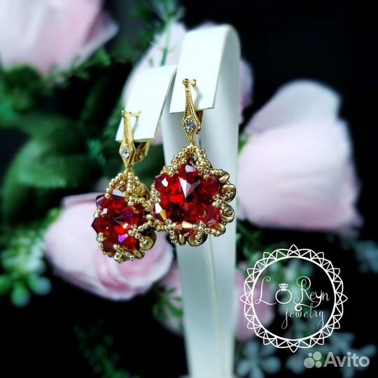 Золотые серьги ручной работы с swarovski