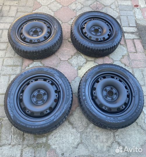 Зимние шипованные колеса R15 Nokian Tyres