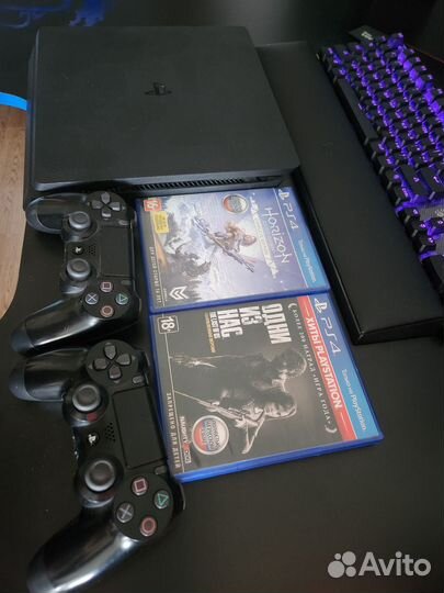Sony PS4 slim 1tb 2Геймпада Диски