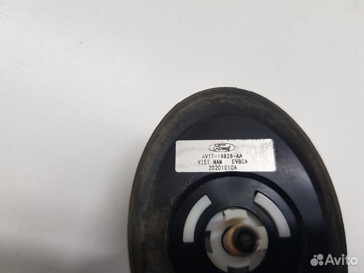 Антенна (Ford Transit viii)