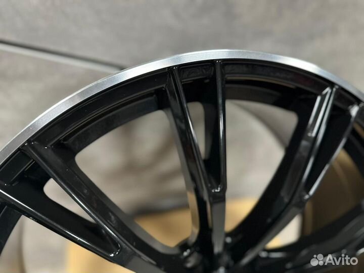 Комплект дисков R21 audi новые литые