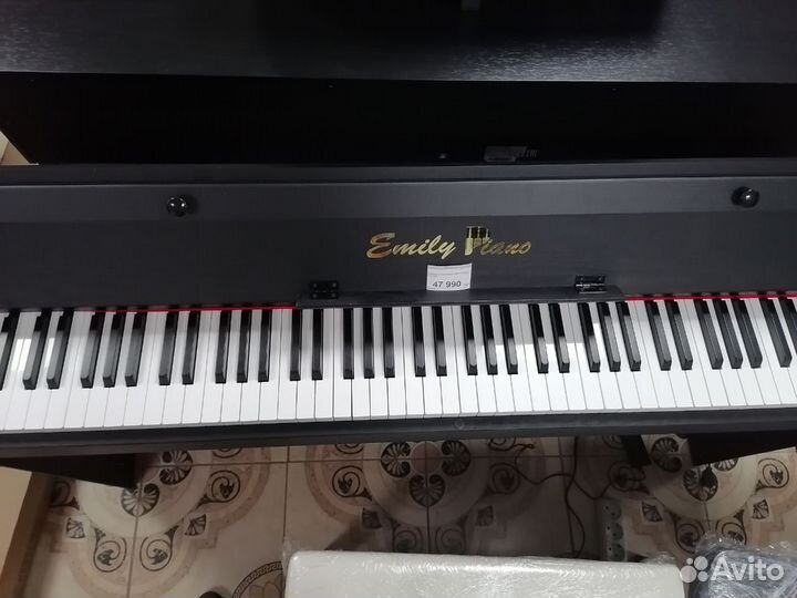 Цифровое фортепиано новое