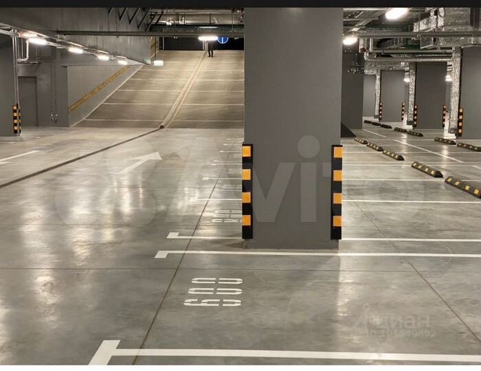 Машиноместо, 16 м²