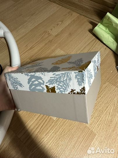 Коробки подарочные новогоднии