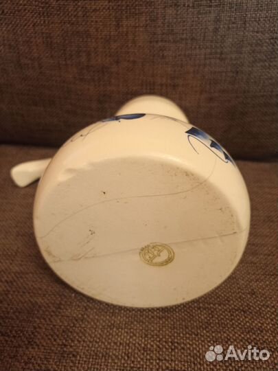 Гжель молочник, блюдце, кружка, разделочная доска