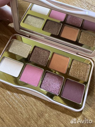 Too faced let's play тени