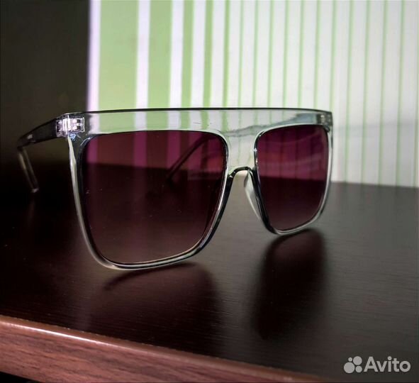 Солнцезащитные очки