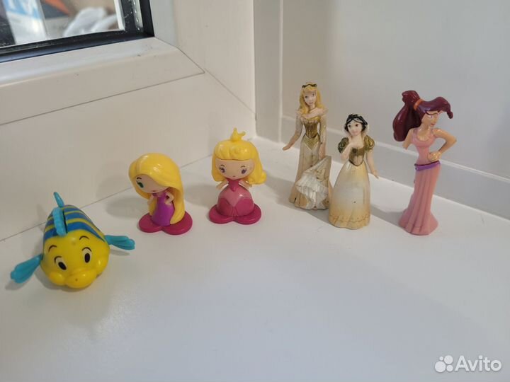 Игрушки из киндера Принцессы дисней