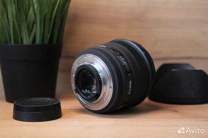 Sigma 50mm f/1.4 EX DG HSM Nikon