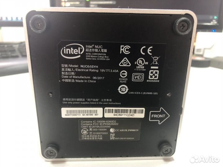 Intel NUC 6i5SYH i5-6260U