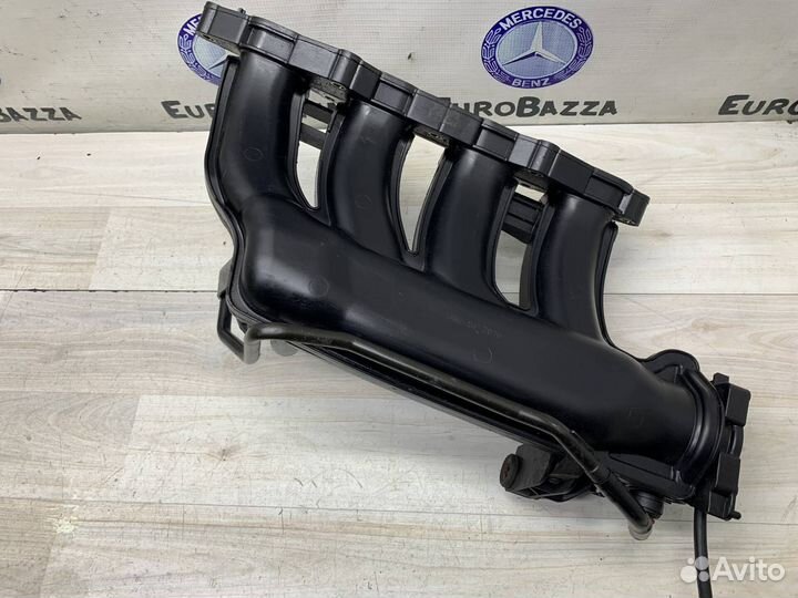 Впускной коллектор Mercedes M271