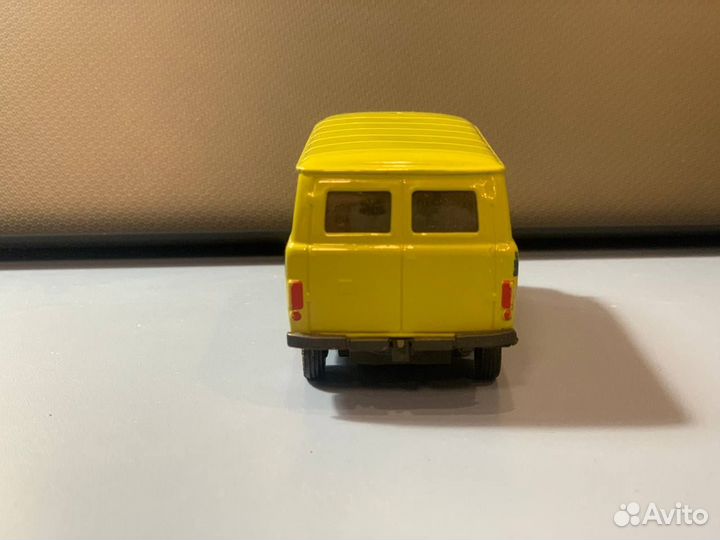 УАЗ -39625 (Буханка ) 1:43
