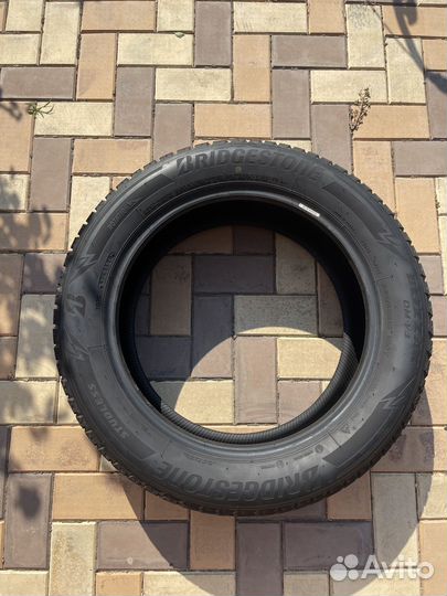 Bridgestone Blizzak DM-V3 235/55 R18 100