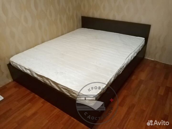 Кровать двухспальная