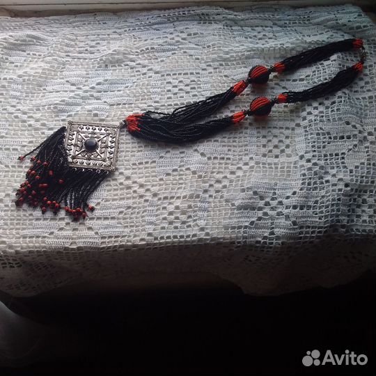 Чокер из бисера