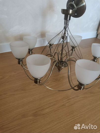 Люстра 8-ми рожковая