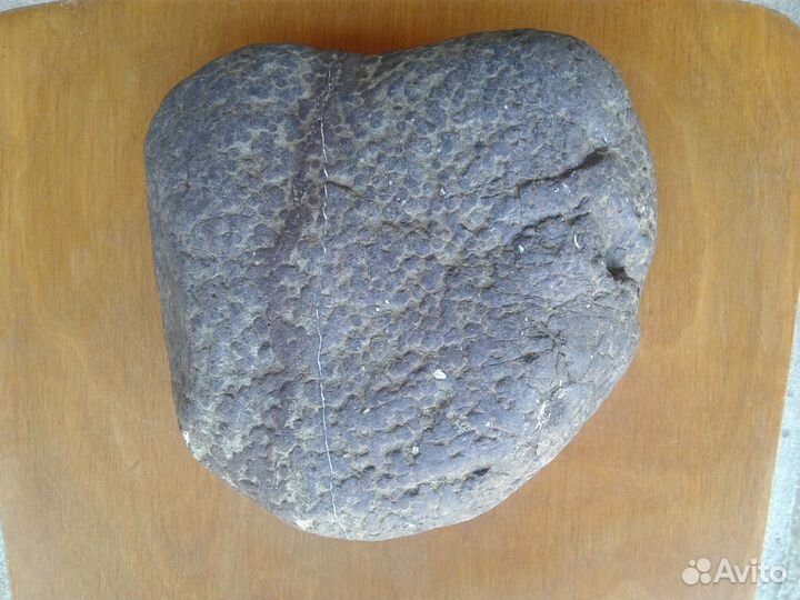 Метеорит каменный