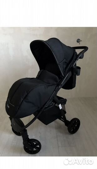 Детская коляска новая