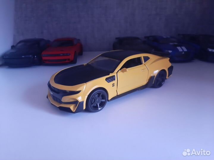 Машинки металлические