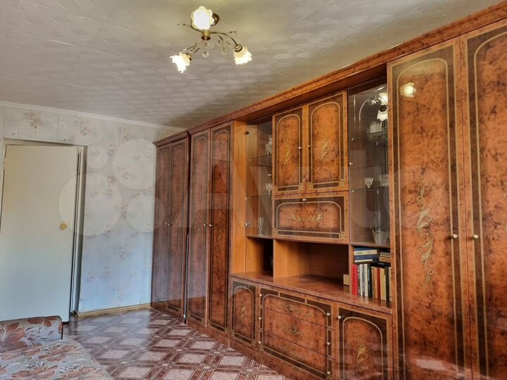 2-к. квартира, 49 м², 3/5 эт.