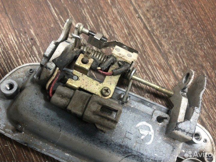 Ручка двери внешняя передняя правая Toyota Mark Ii