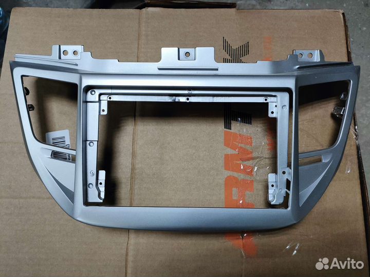 Рамка для планшета Hyundai Tucson TL